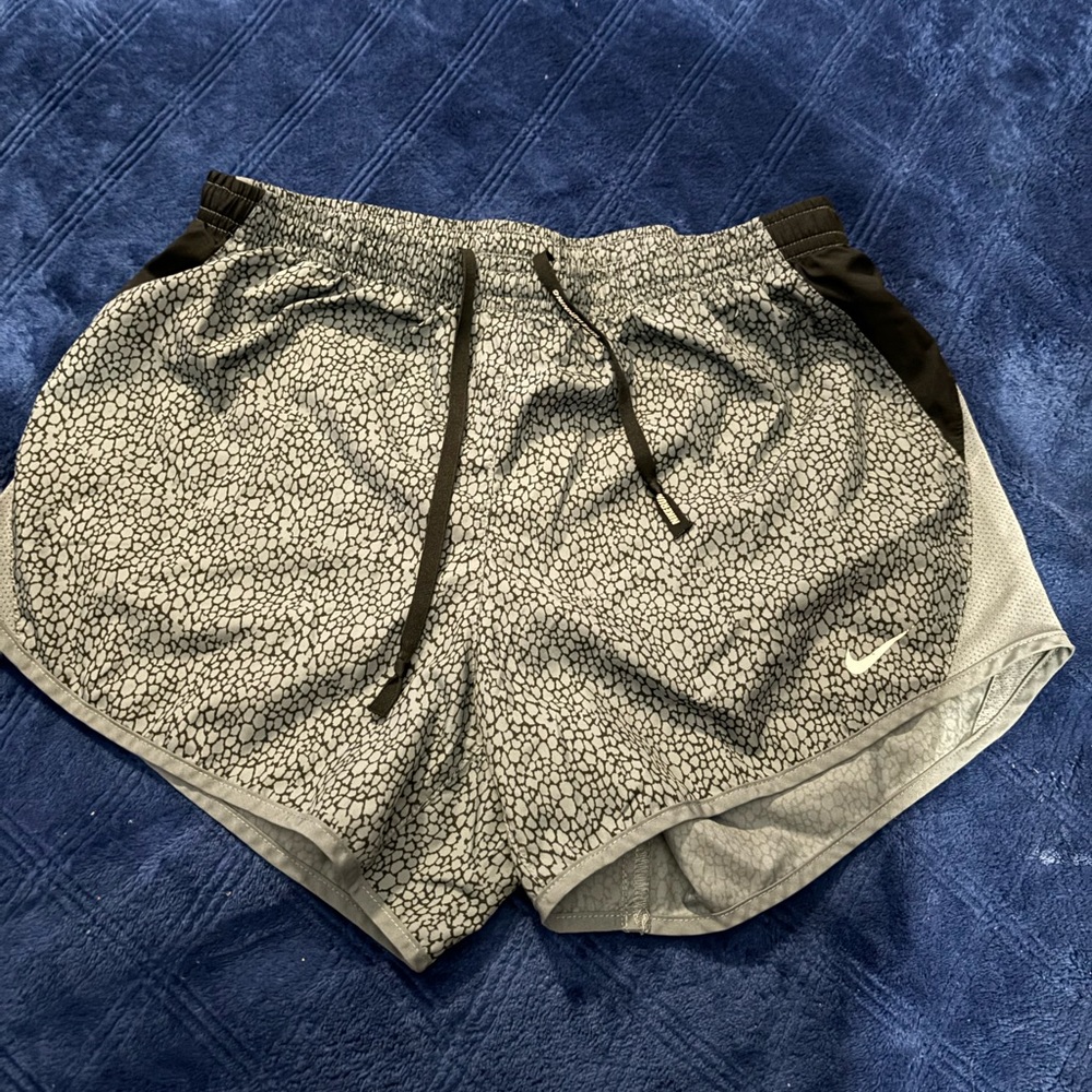 Juniors/women’s size S NIKE Dri-fit gray and black shorts